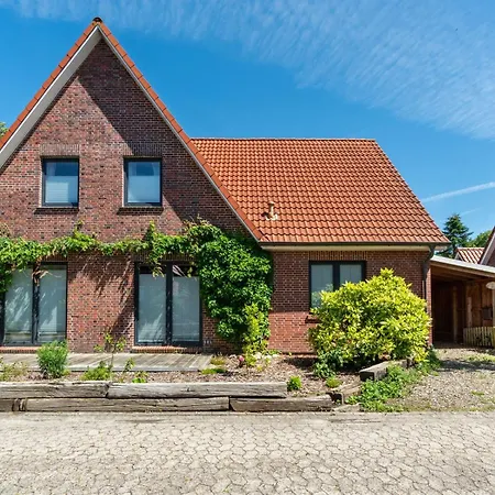 Glueck In Apartment Dornum